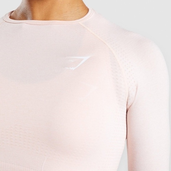 Gymshark Vital Seamless Crop Top in Blush - Picture 2 of 5